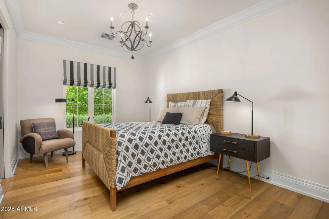 Real Estate Picture 31