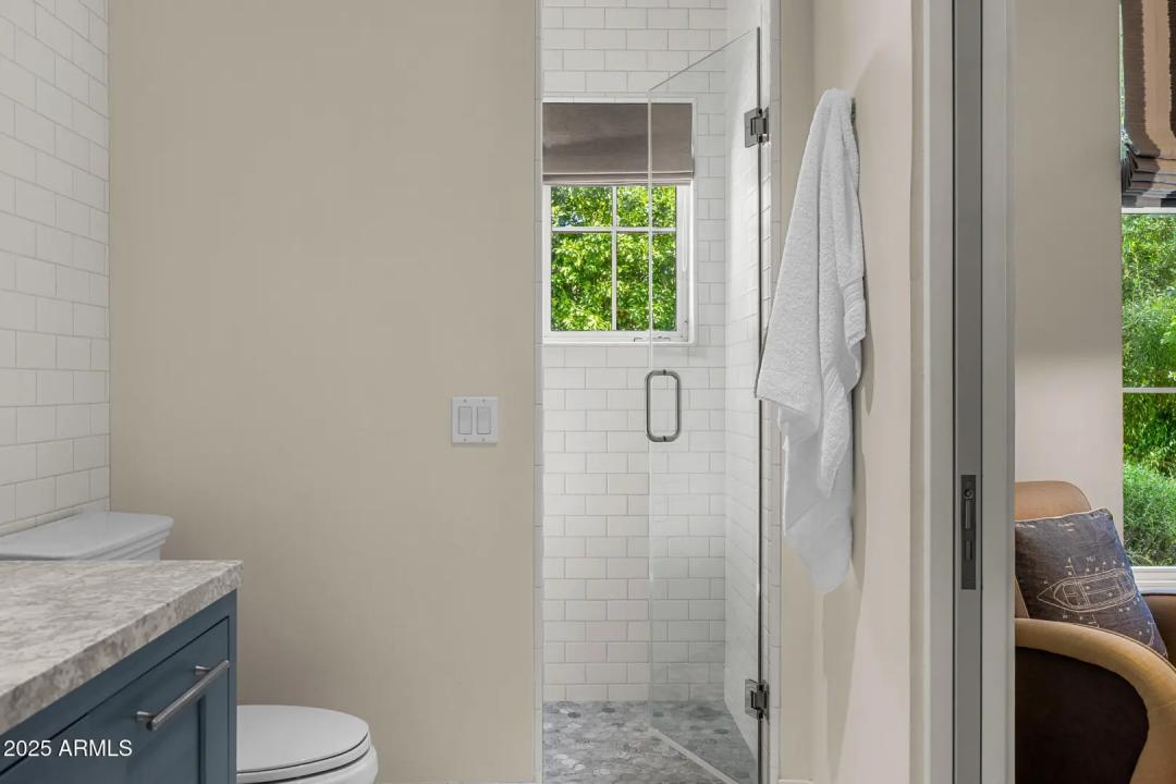 Real Estate Picture 33