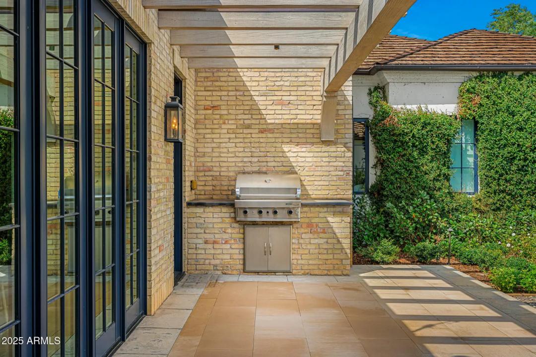 Real Estate Picture 45