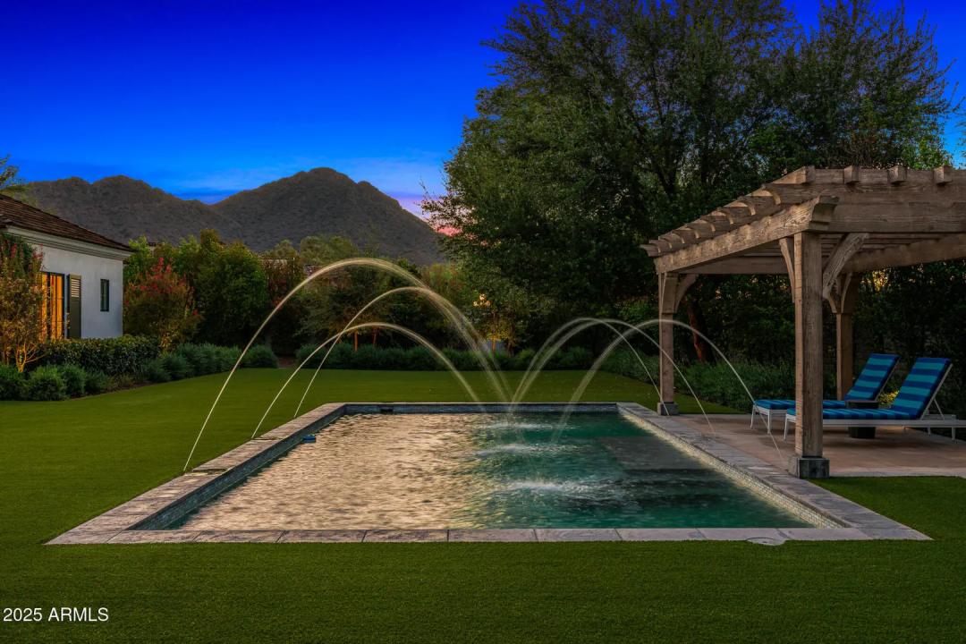 Real Estate Picture 54