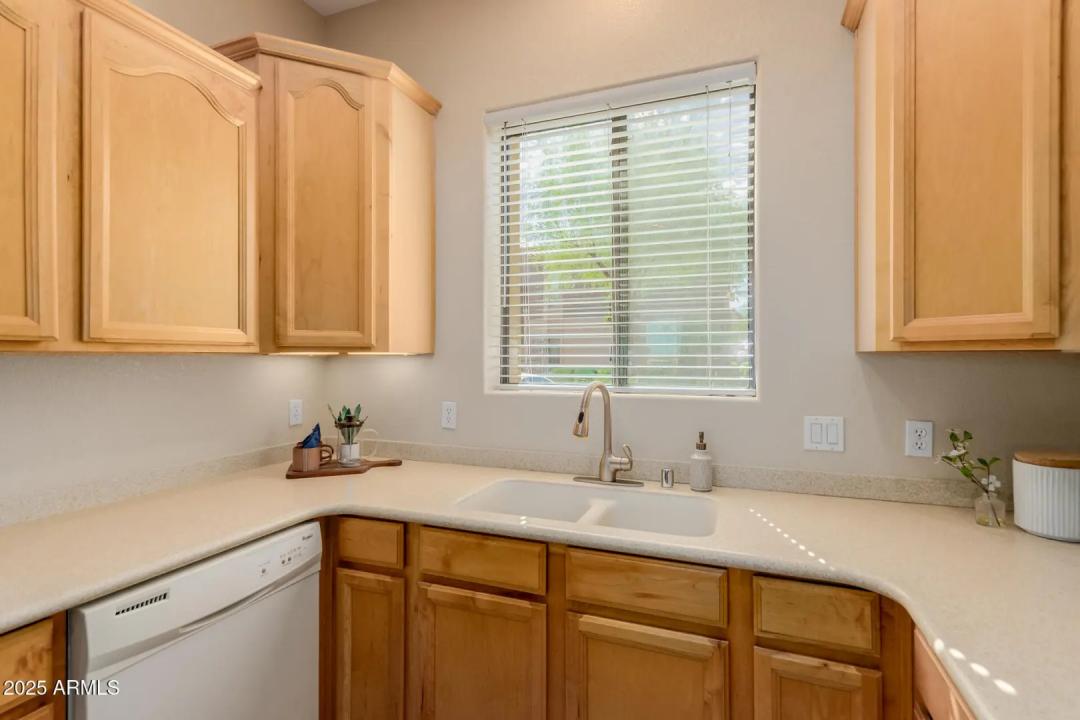 Real Estate Picture 10