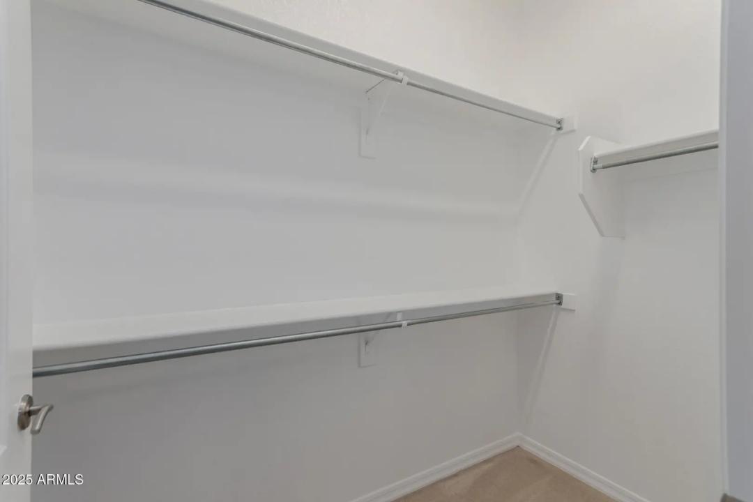 Real Estate Picture 19