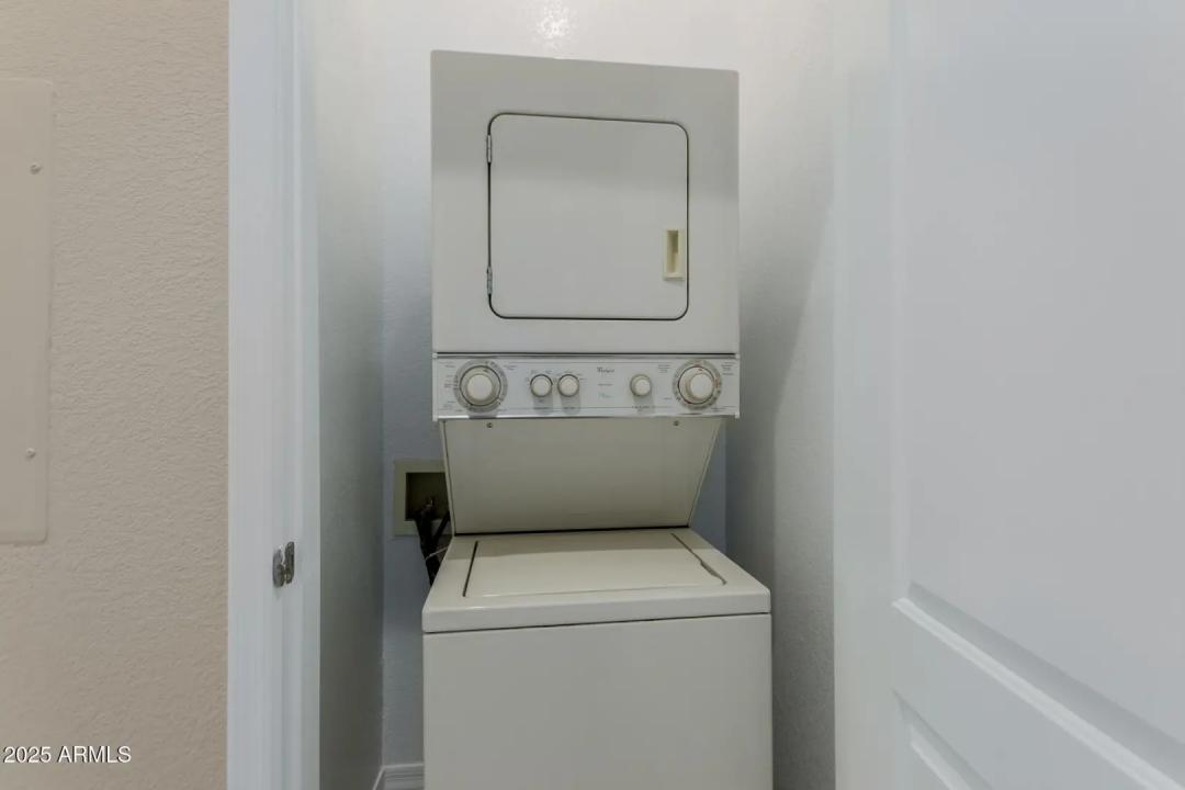 Real Estate Picture 20