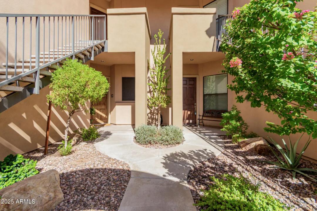 Real Estate Picture 25