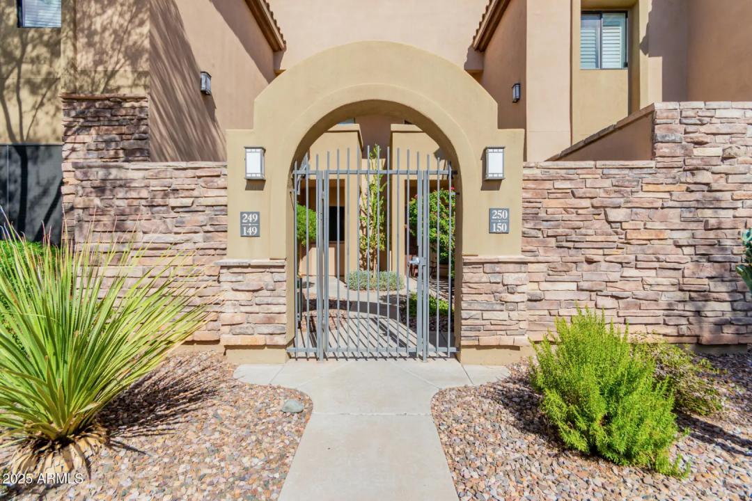 Real Estate Picture 26