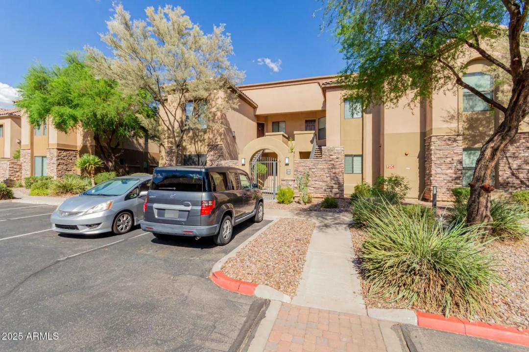 Real Estate Picture 28