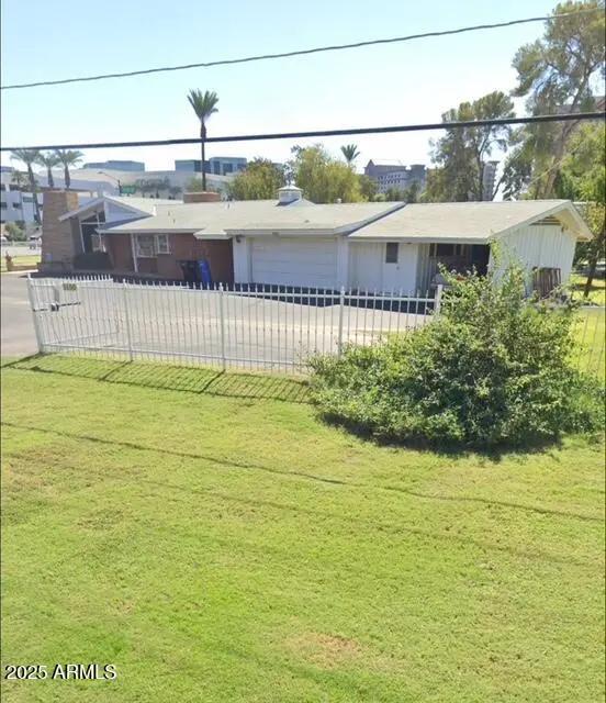Real Estate Picture 1