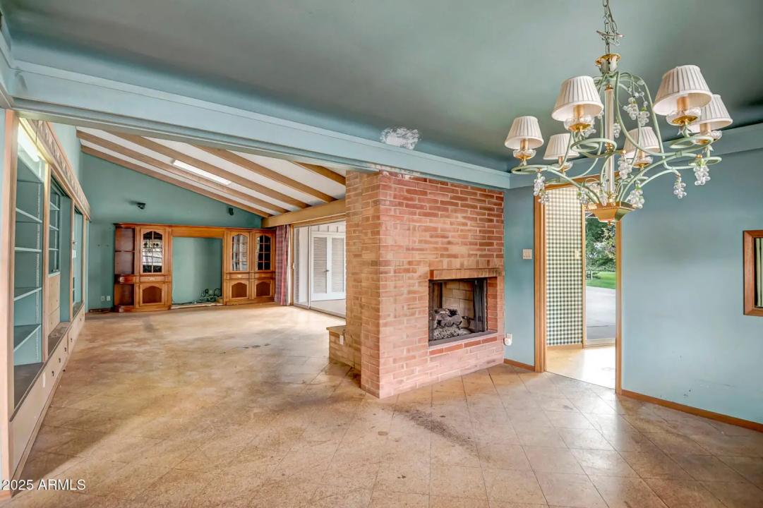 Real Estate Picture 34