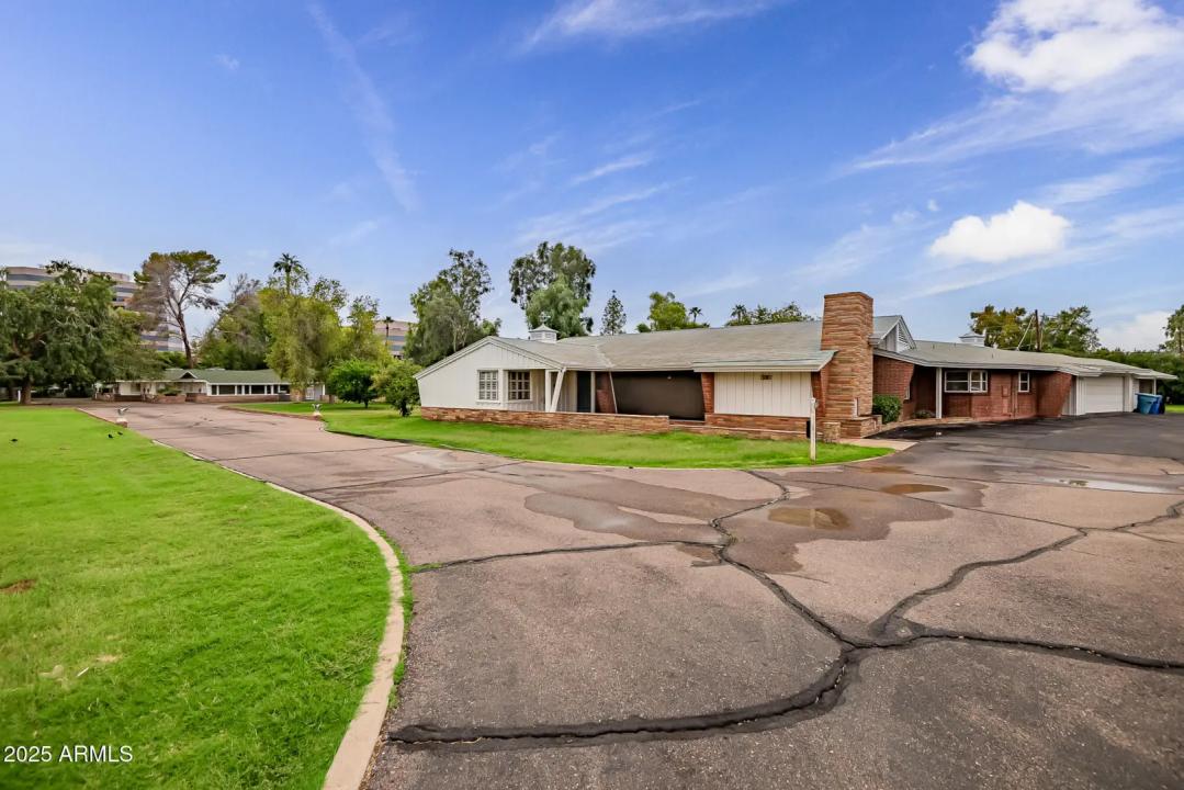 Real Estate Picture 39