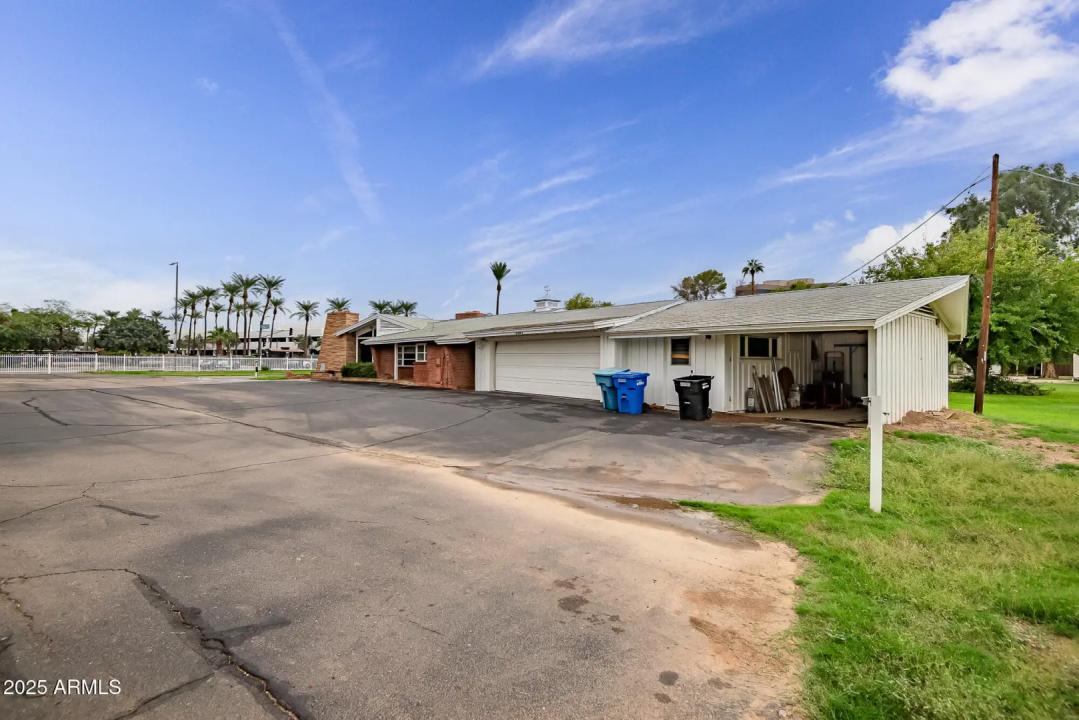 Real Estate Picture 42