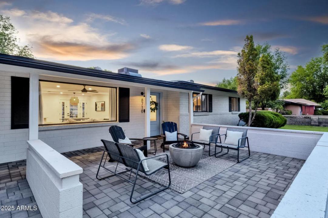 Real Estate Picture 5