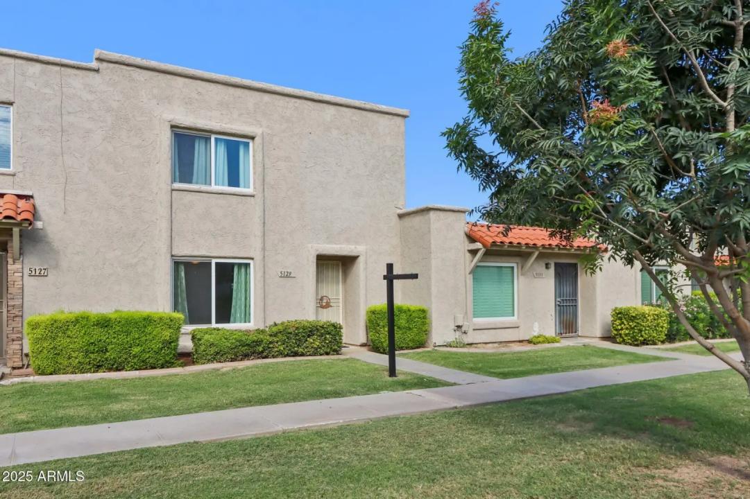 Real Estate Picture 26