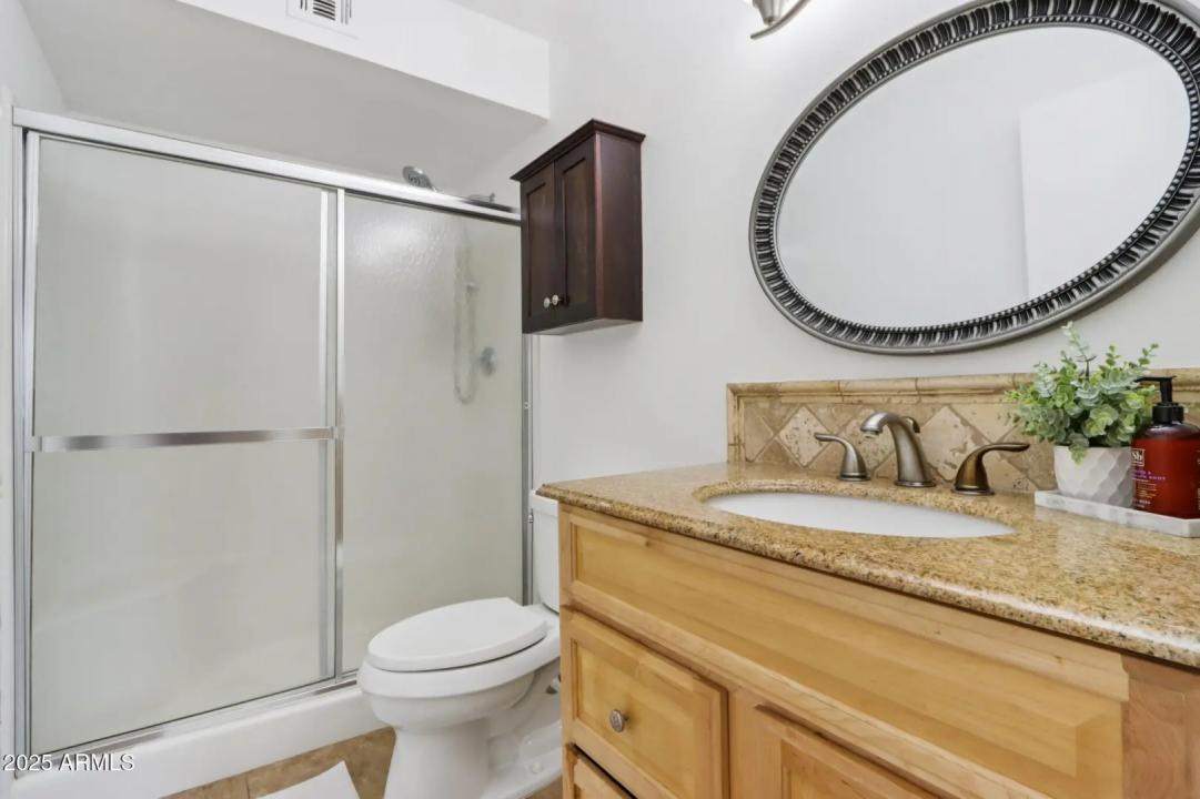 Real Estate Picture 13