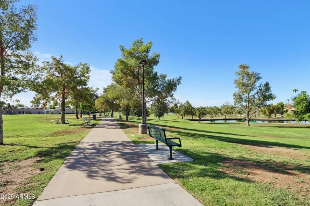 Real Estate Picture 32