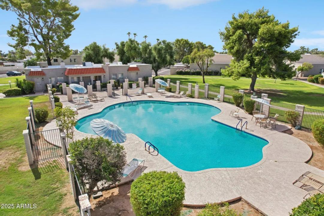 Real Estate Picture 28