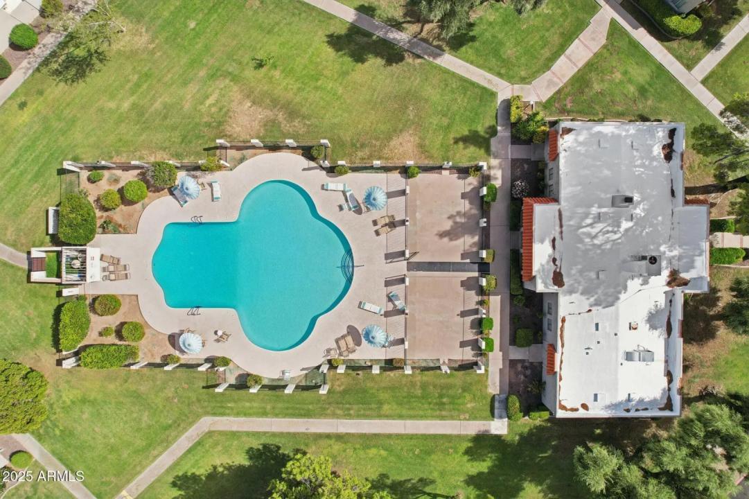 Real Estate Picture 29