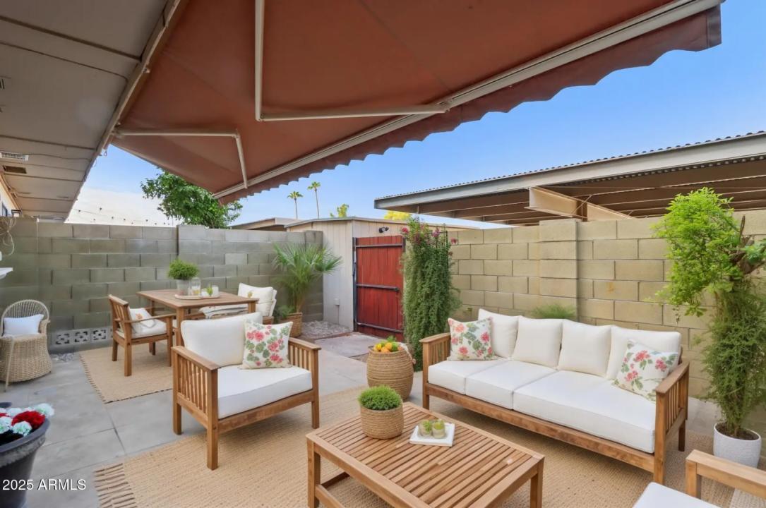 Real Estate Picture 21