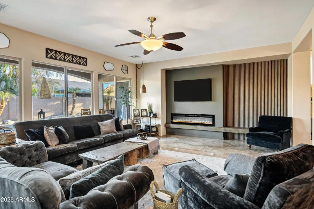 Real Estate Picture 21