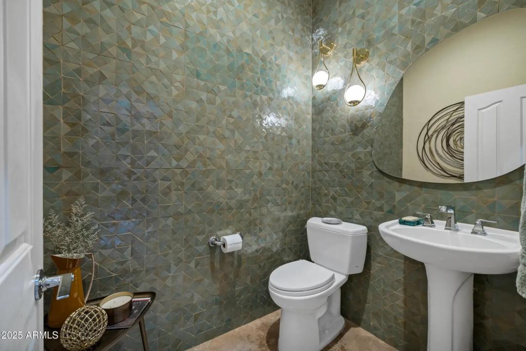 Real Estate Picture 33