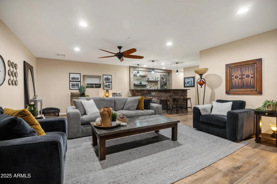 Real Estate Picture 47