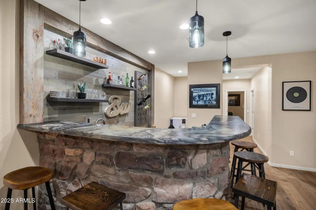 Real Estate Picture 49