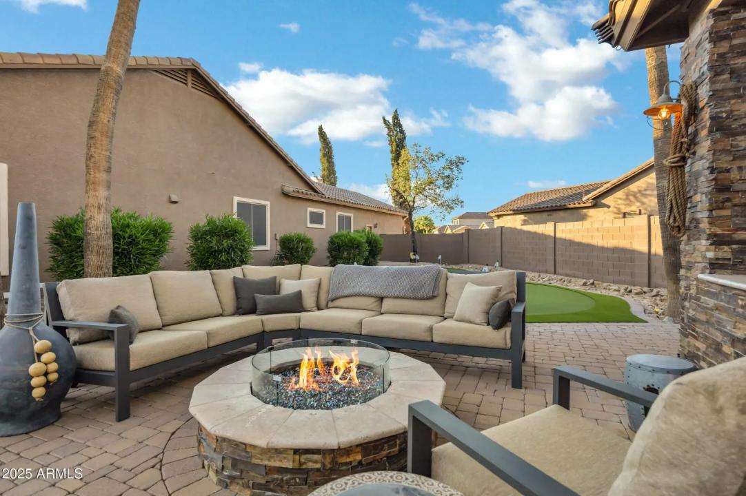 Real Estate Picture 70