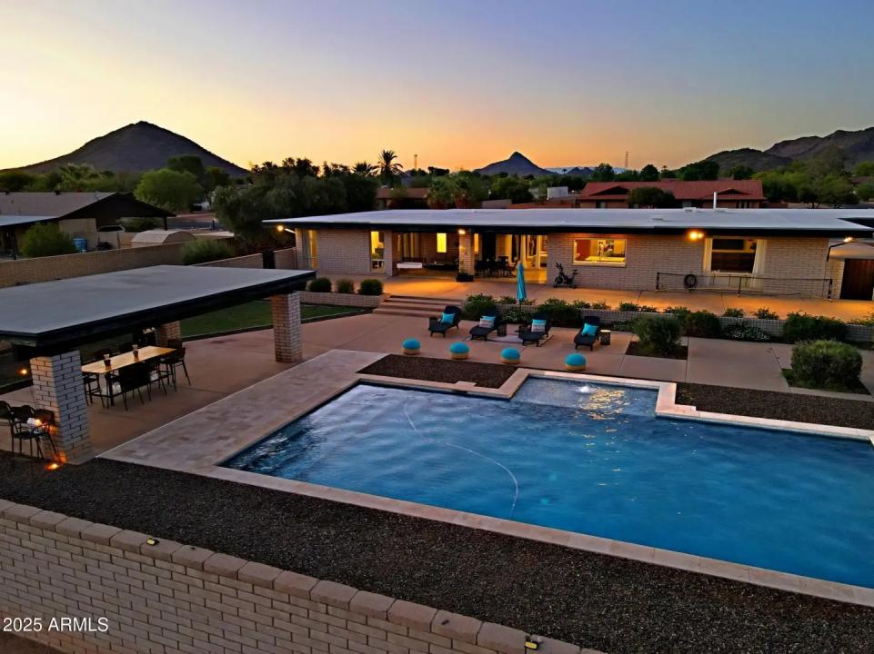 Real Estate Picture 64