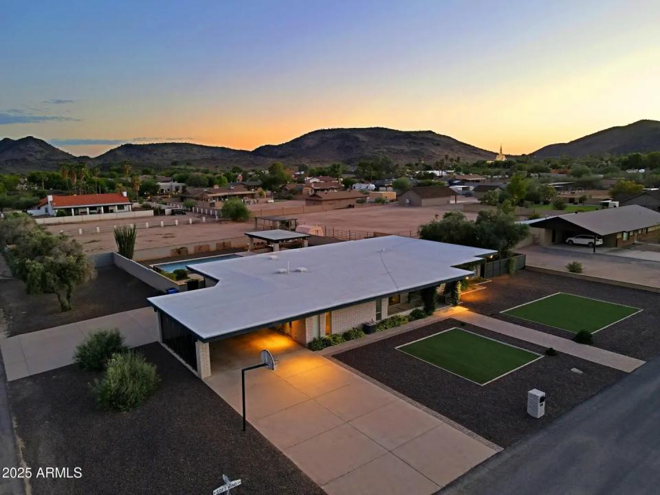 Real Estate Picture 96