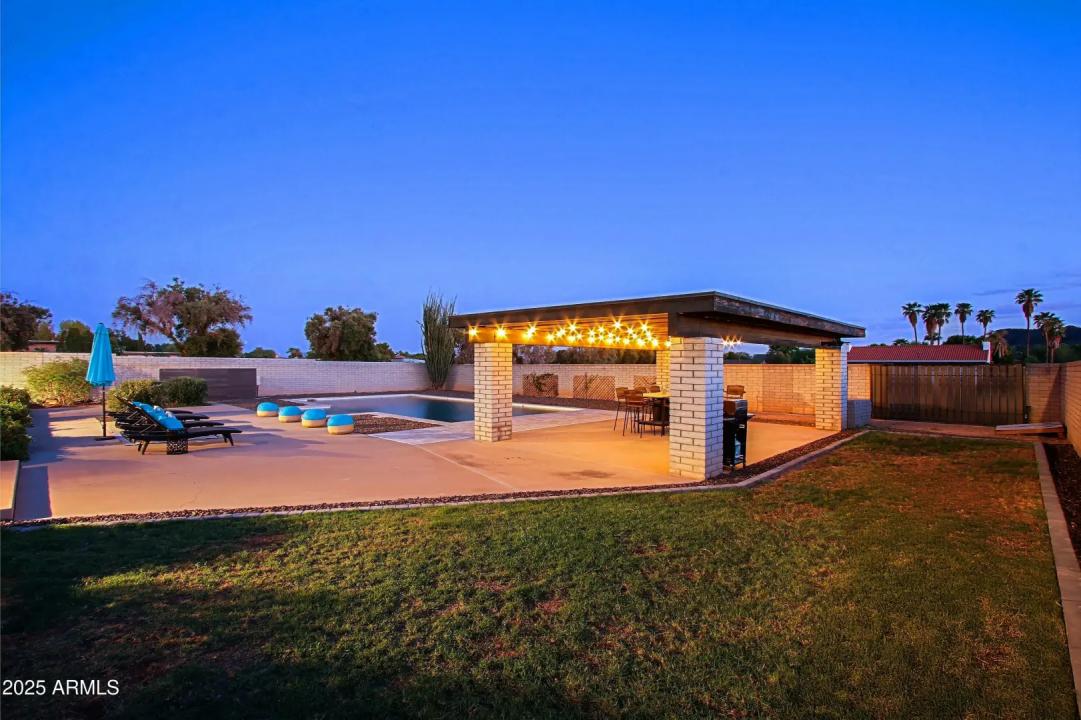 Real Estate Picture 79