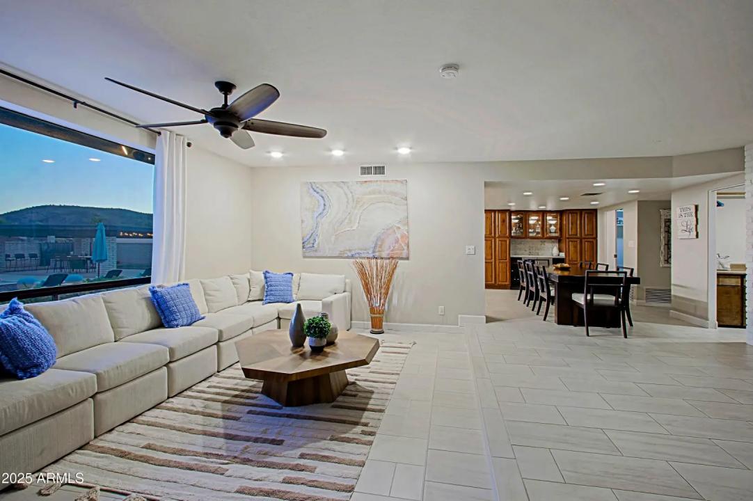 Real Estate Picture 24