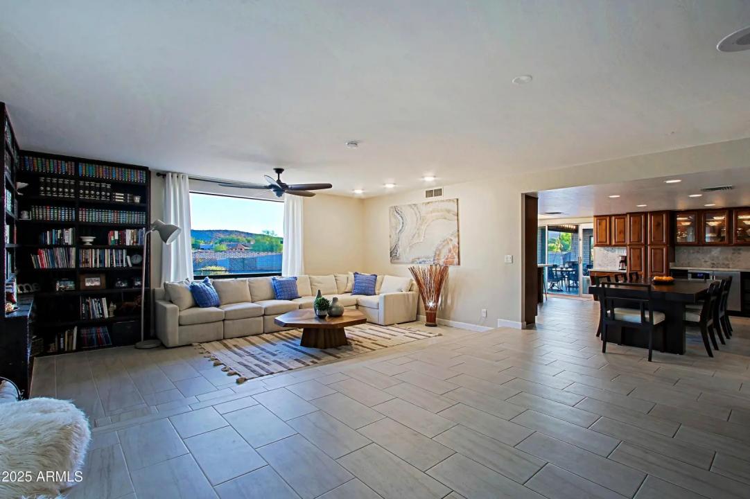 Real Estate Picture 29