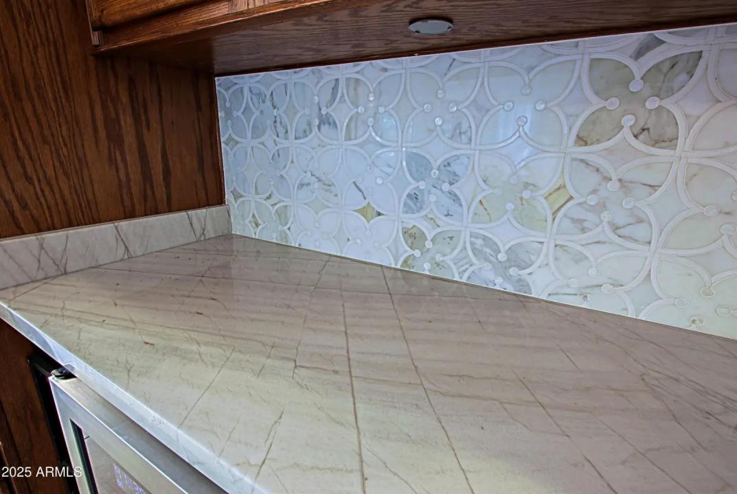 Real Estate Picture 18