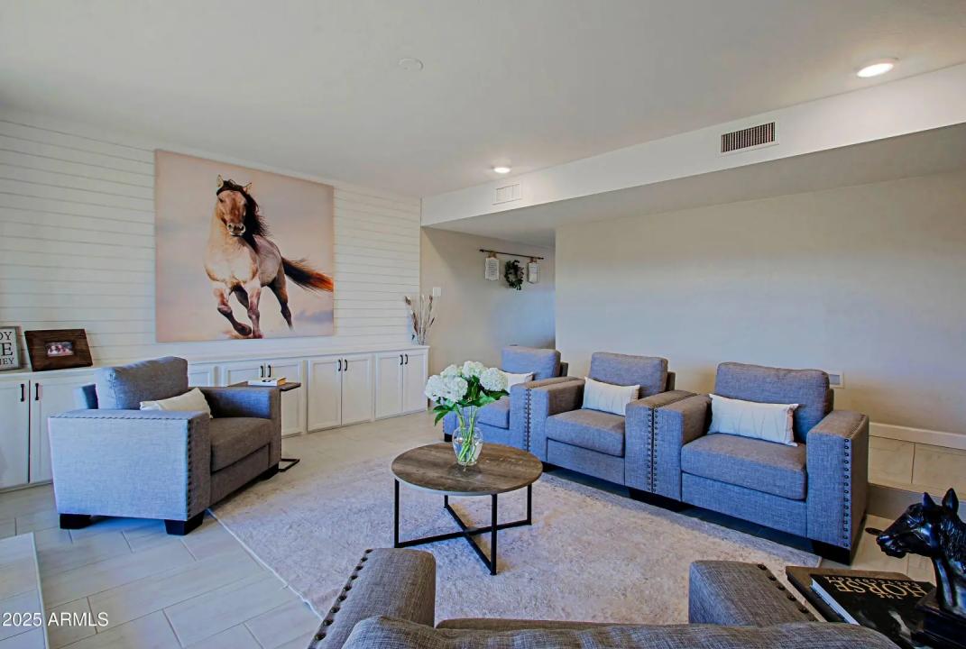 Real Estate Picture 38