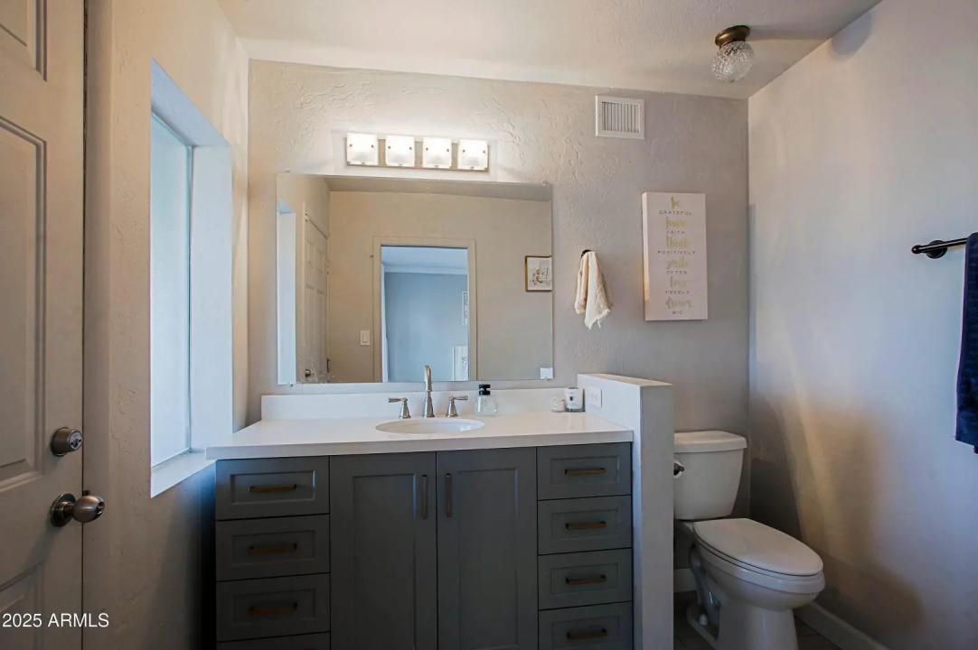 Real Estate Picture 49