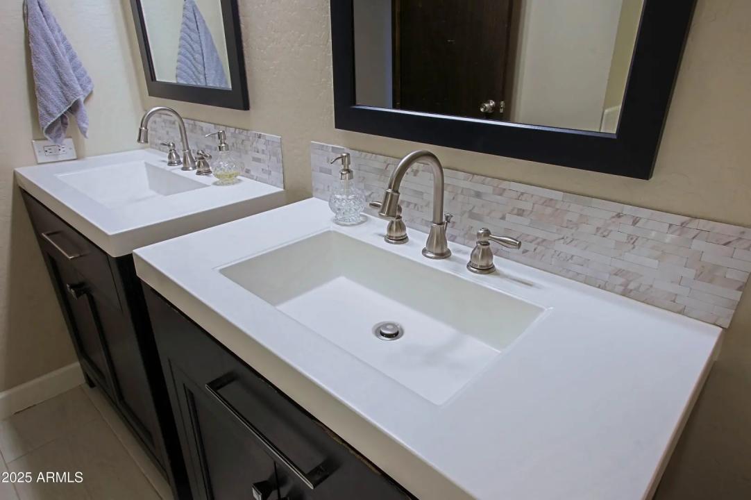 Real Estate Picture 53