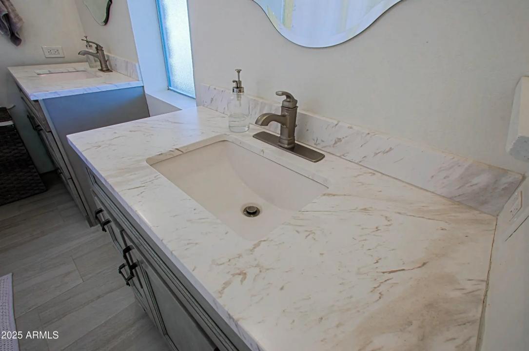 Real Estate Picture 43