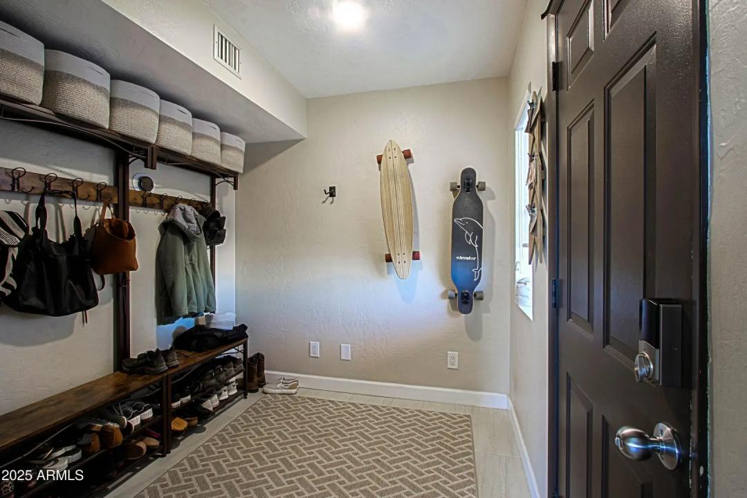 Real Estate Picture 109