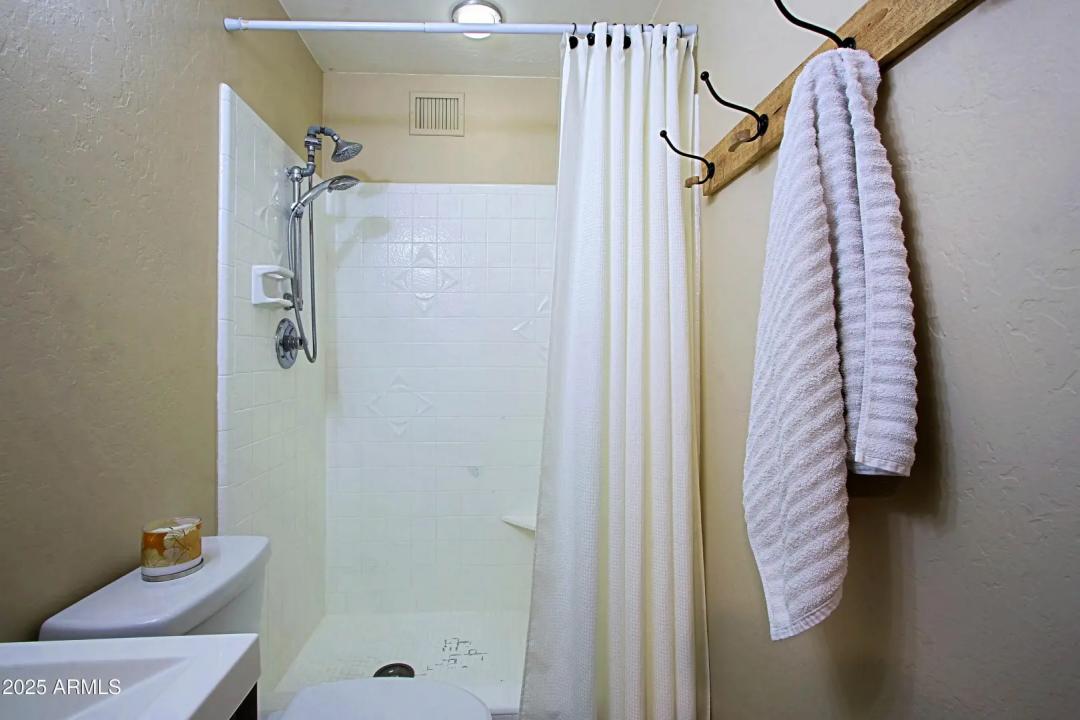 Real Estate Picture 58