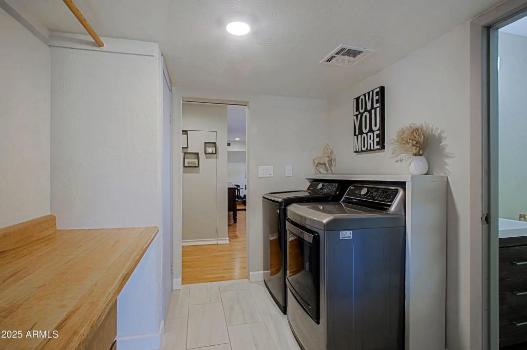 Real Estate Picture 110