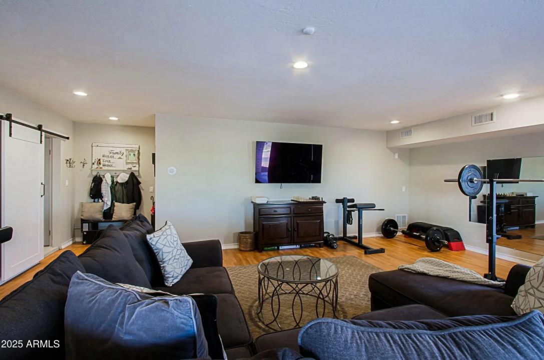 Real Estate Picture 59