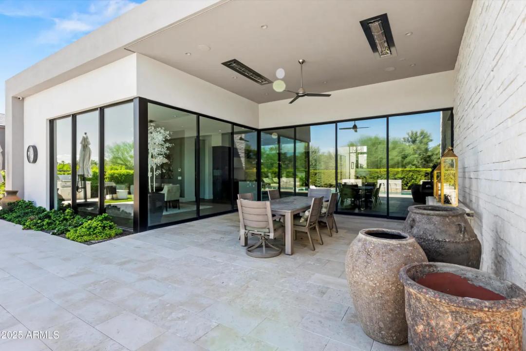 Real Estate Picture 19
