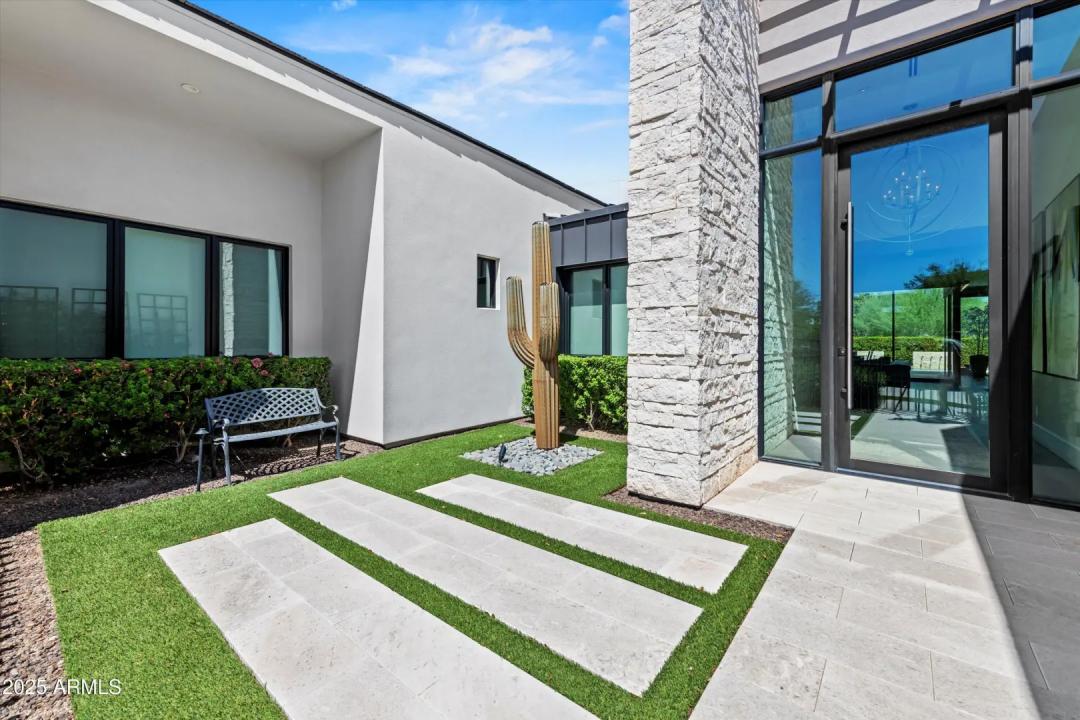 Real Estate Picture 2