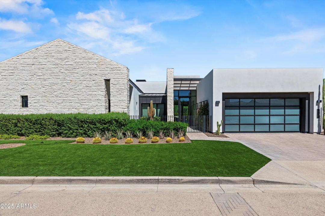 Real Estate Picture 1