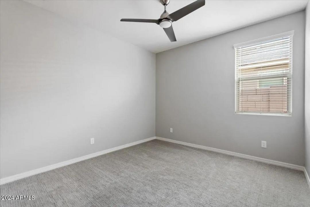 Real Estate Picture 25