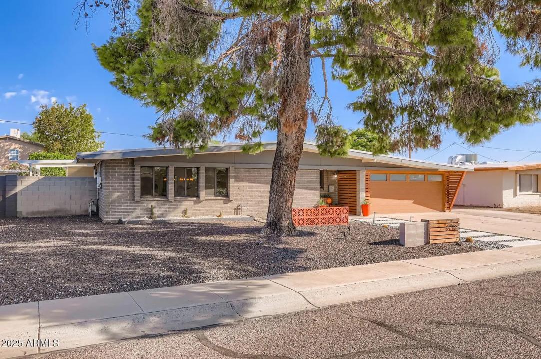 Real Estate Picture 28