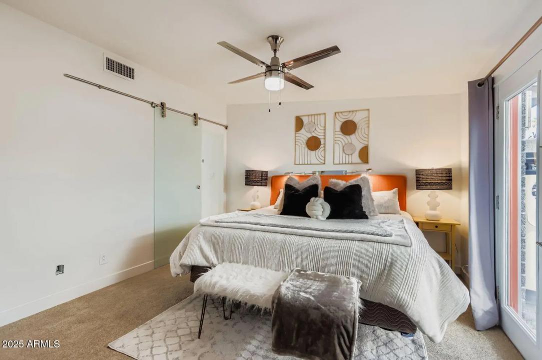 Real Estate Picture 13