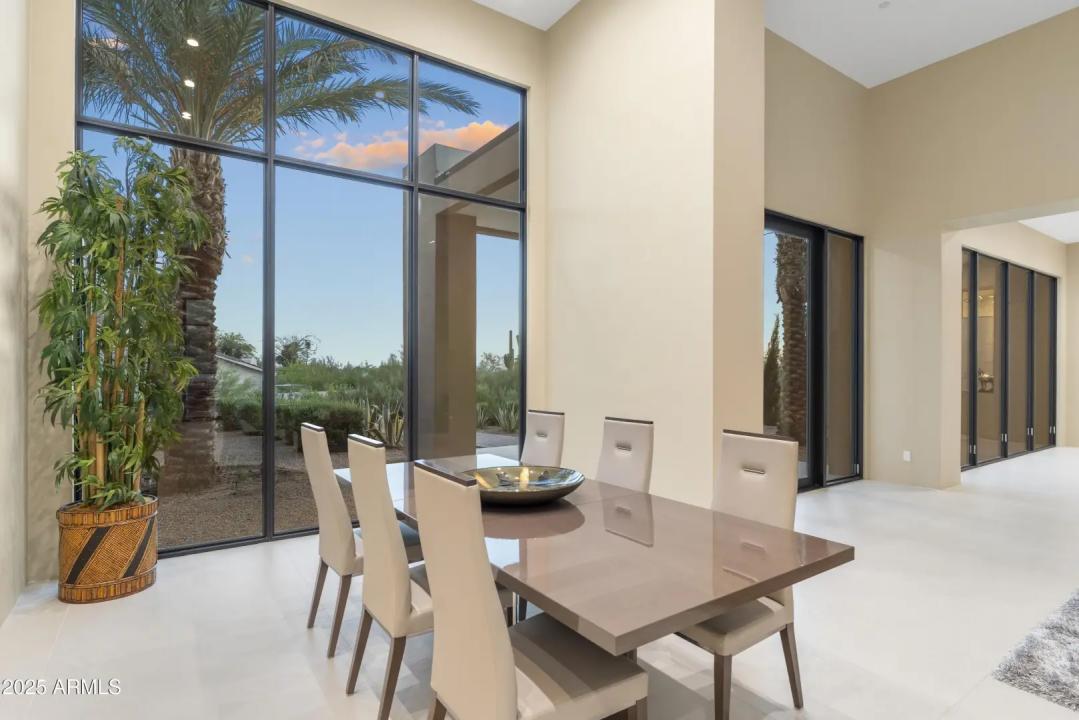 Real Estate Picture 22