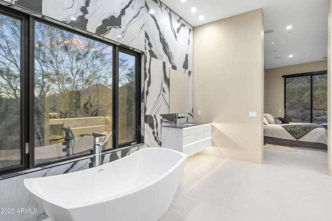 Real Estate Picture 28