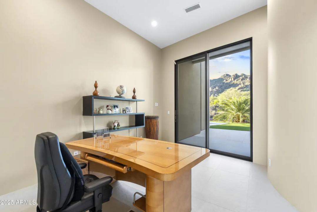 Real Estate Picture 33