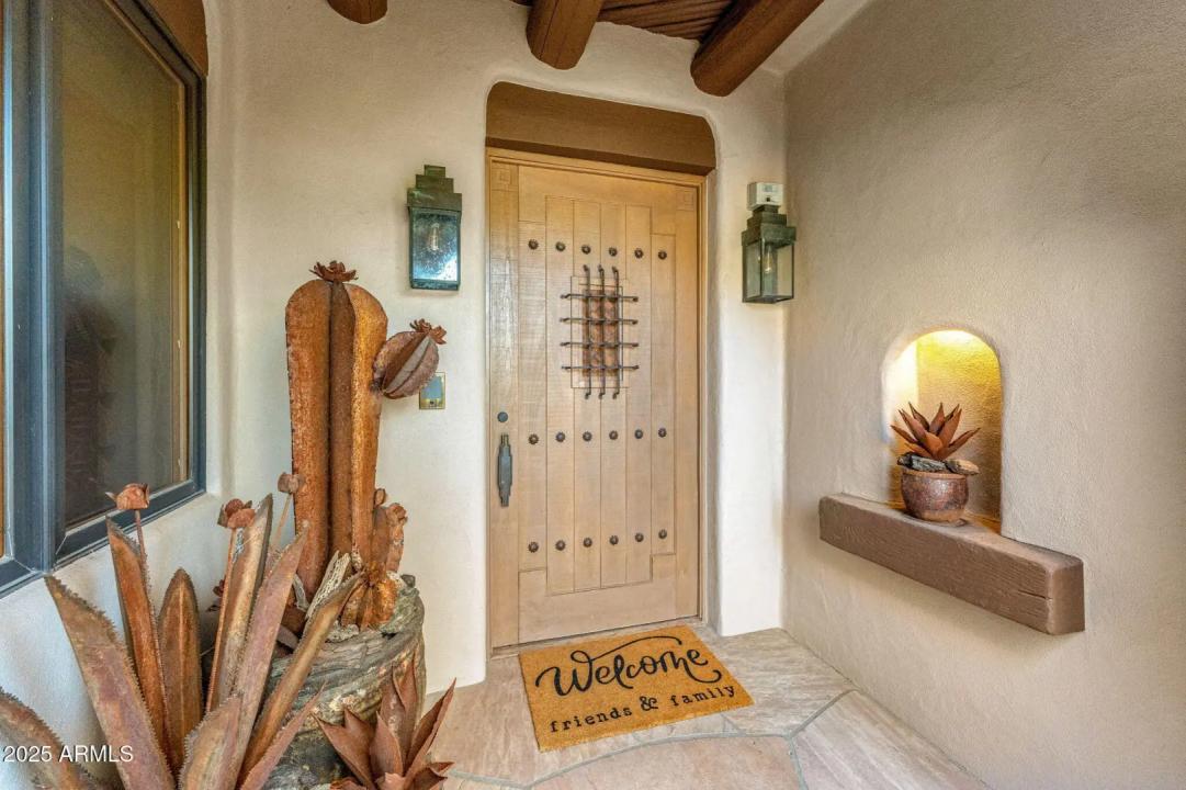 Real Estate Picture 6